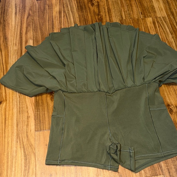 Aerie offline women’s medium 8 10 skirt skort olive Green Athleisure pocket - Picture 4 of 10